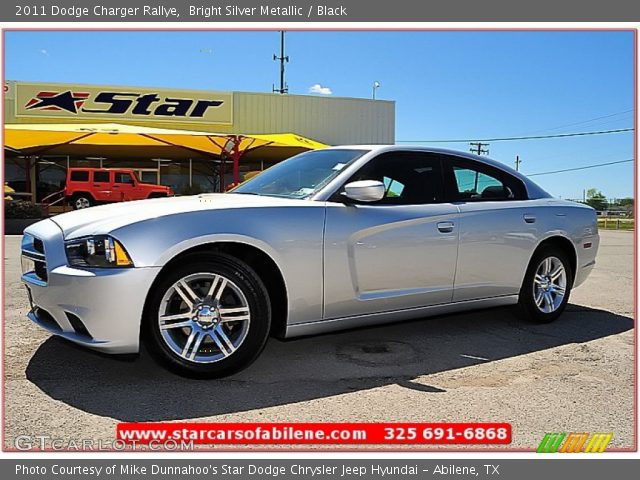 2011 Dodge Charger Rallye in Bright Silver Metallic