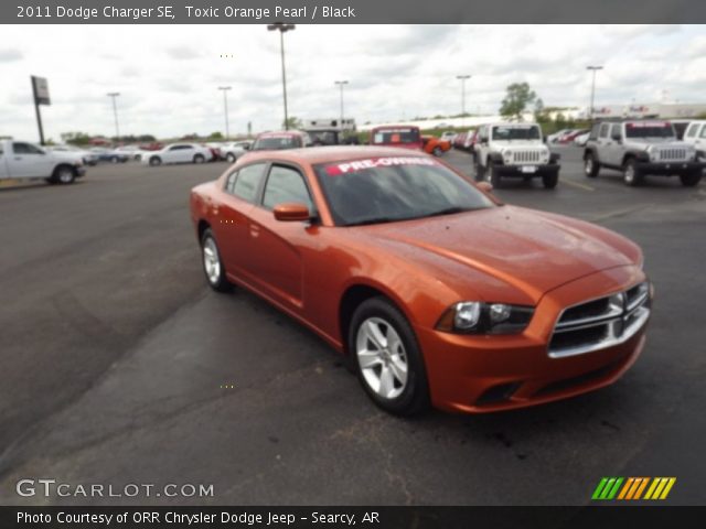 2011 Dodge Charger SE in Toxic Orange Pearl
