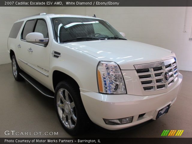 2007 Cadillac Escalade ESV AWD in White Diamond
