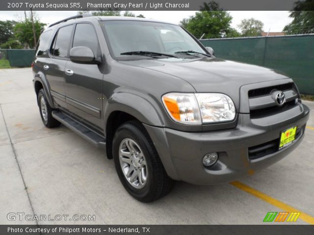 2007 Toyota Sequoia SR5 in Phantom Gray Pearl