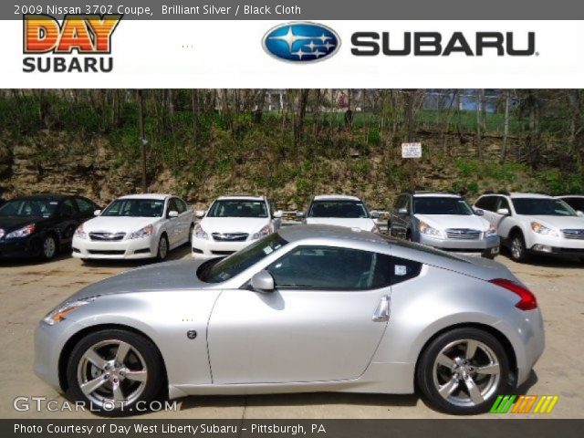 2009 Nissan 370Z Coupe in Brilliant Silver