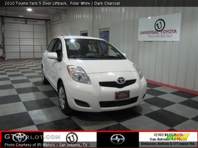 2010 Toyota Yaris 5 Door Liftback in Polar White