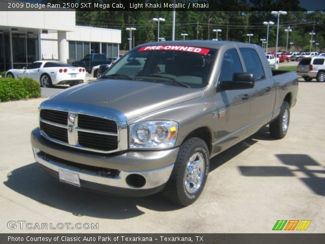2009 Dodge Ram 2500 SXT Mega Cab in Light Khaki Metallic