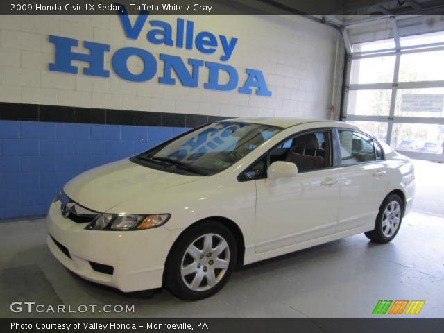 2009 Honda Civic LX Sedan in Taffeta White
