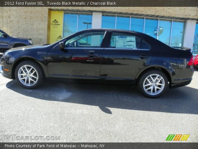 2012 Ford Fusion SEL in Tuxedo Black Metallic