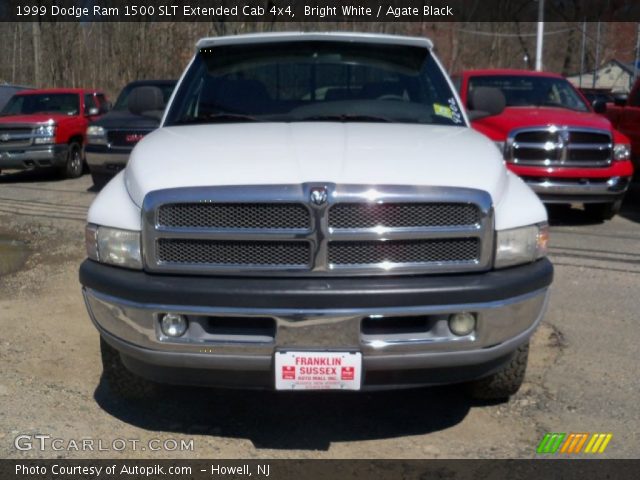 1999 Dodge Ram 1500 SLT Extended Cab 4x4 in Bright White