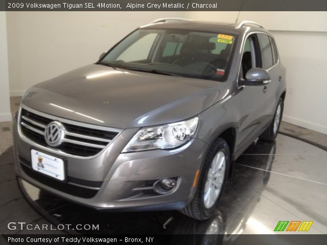 2009 Volkswagen Tiguan SEL 4Motion in Alpine Grey Metallic