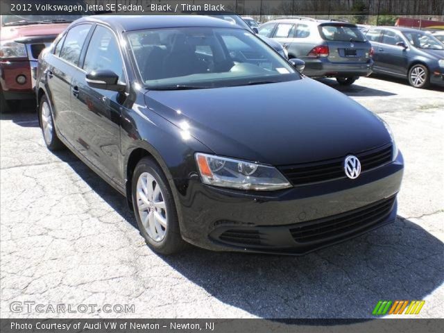 2012 Volkswagen Jetta SE Sedan in Black