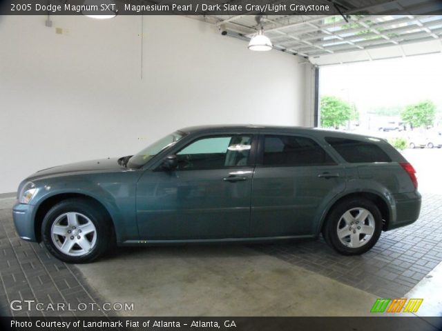 2005 Dodge Magnum SXT in Magnesium Pearl