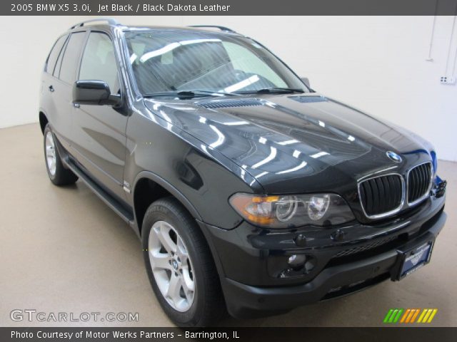 2005 BMW X5 3.0i in Jet Black