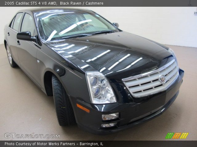 2005 Cadillac STS 4 V8 AWD in Black Raven