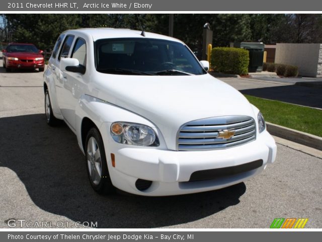 2011 Chevrolet HHR LT in Arctic Ice White