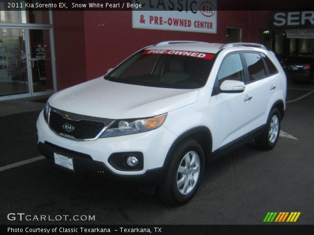 2011 Kia Sorento EX in Snow White Pearl