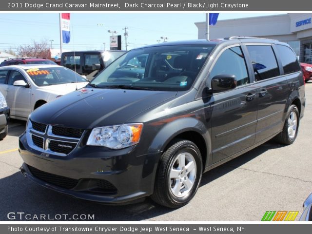 2011 Dodge Grand Caravan Mainstreet in Dark Charcoal Pearl