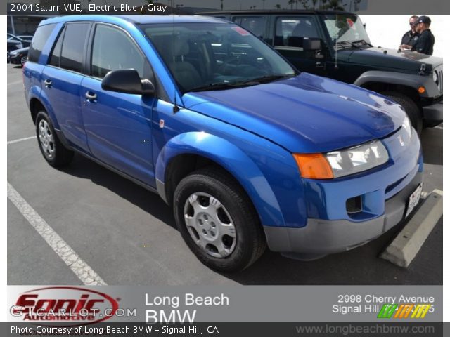 2004 Saturn VUE  in Electric Blue