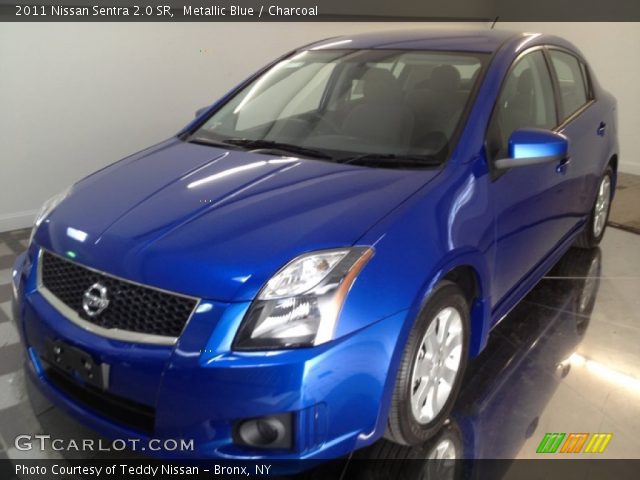 2011 Nissan Sentra 2.0 SR in Metallic Blue