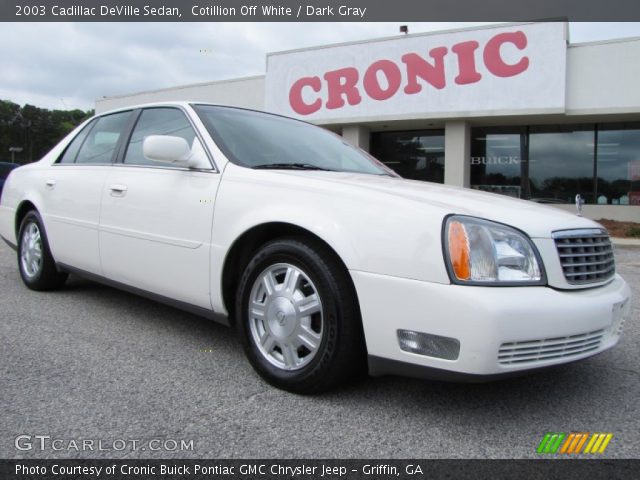 2003 Cadillac DeVille Sedan in Cotillion Off White