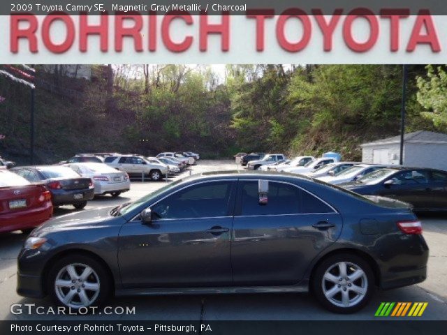 2009 Toyota Camry SE in Magnetic Gray Metallic