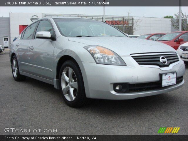 2008 Nissan Altima 3.5 SE in Radiant Silver Metallic