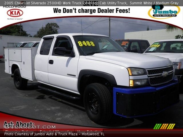 2005 Chevrolet Silverado 2500HD Work Truck Extended Cab Utility Truck in Summit White