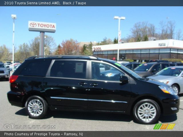2010 Toyota Sienna Limited AWD in Black