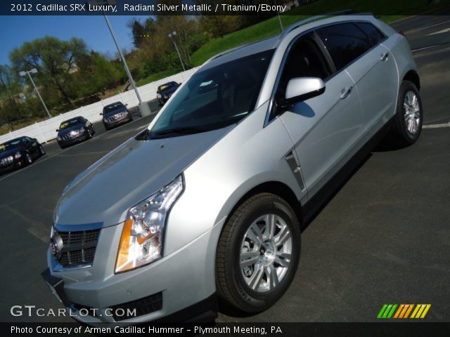 2012 Cadillac SRX Luxury in Radiant Silver Metallic