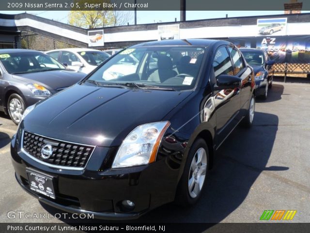 2009 Nissan Sentra 2.0 S in Super Black