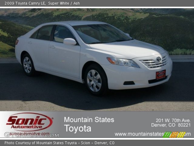 2009 Toyota Camry LE in Super White