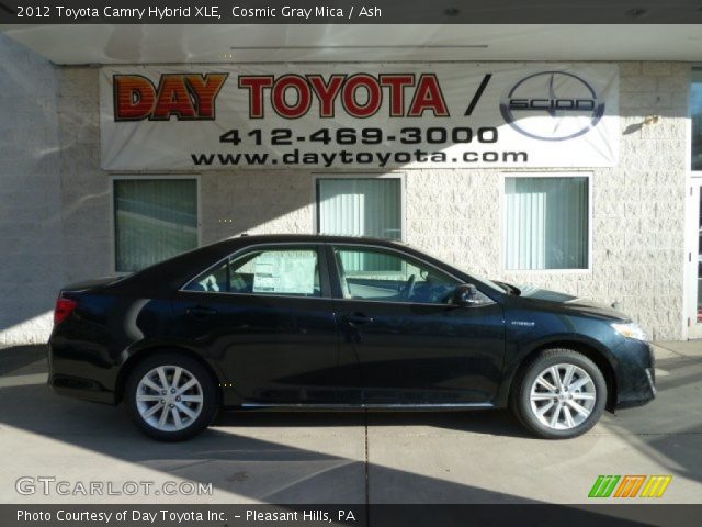 2012 Toyota Camry Hybrid XLE in Cosmic Gray Mica