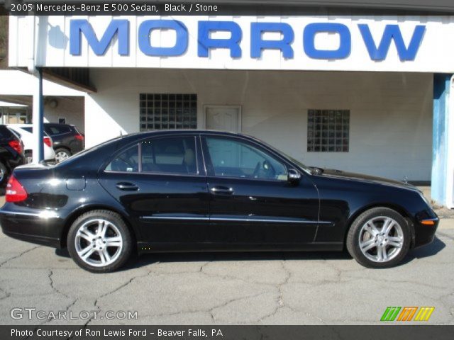 2005 Mercedes-Benz E 500 Sedan in Black