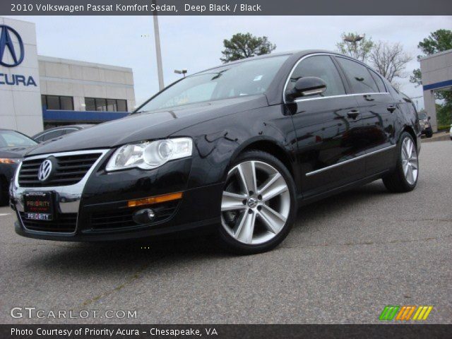 2010 Volkswagen Passat Komfort Sedan in Deep Black