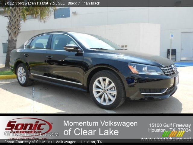 2012 Volkswagen Passat 2.5L SEL in Black