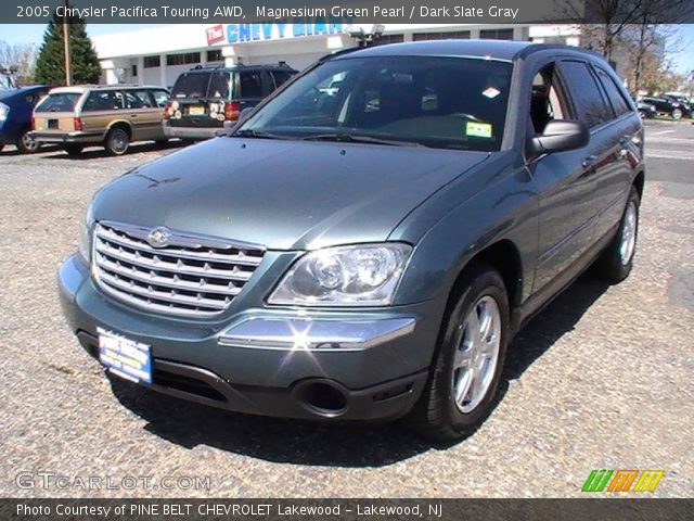 2005 Chrysler Pacifica Touring AWD in Magnesium Green Pearl