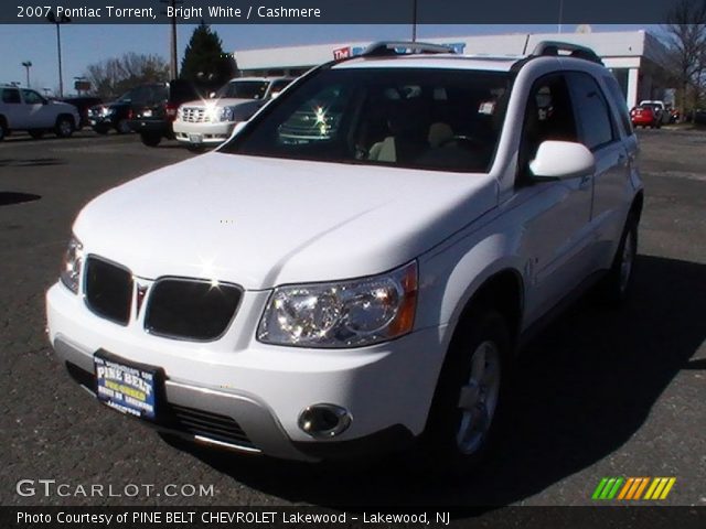 2007 Pontiac Torrent  in Bright White