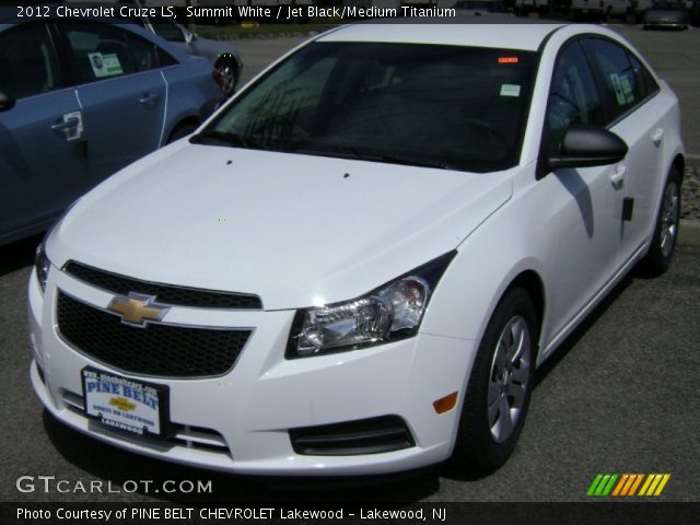 2012 Chevrolet Cruze LS in Summit White