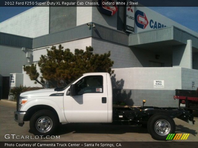 2012 Ford F250 Super Duty XL Regular Cab Chassis in Oxford White