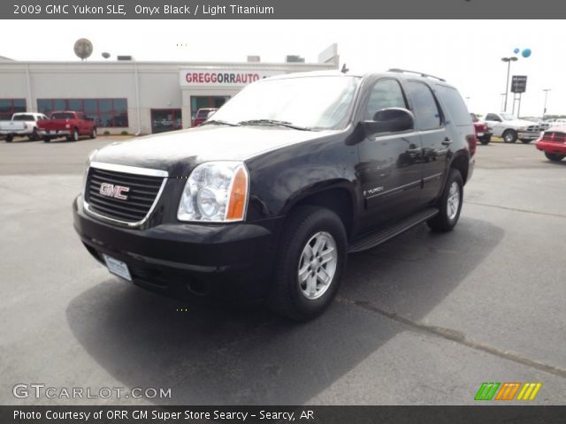 2009 GMC Yukon SLE in Onyx Black