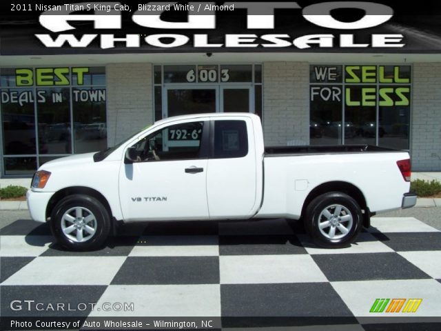 2011 Nissan Titan S King Cab in Blizzard White