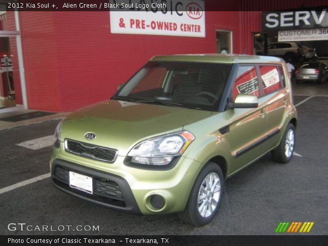 2012 Kia Soul + in Alien Green