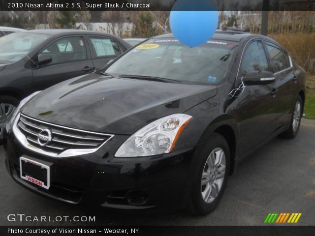 2010 Nissan Altima 2.5 S in Super Black