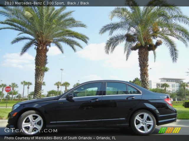 2010 Mercedes-Benz C 300 Sport in Black