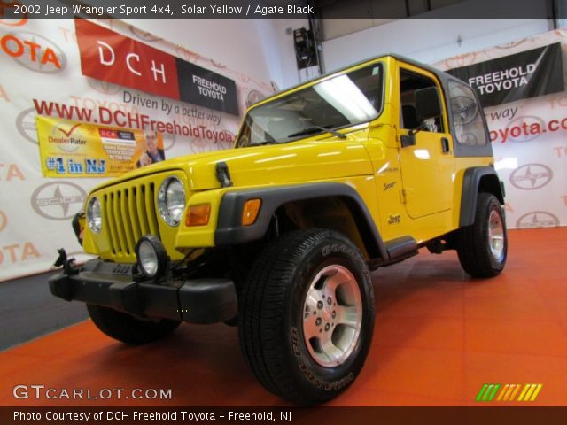 2002 Jeep Wrangler Sport 4x4 in Solar Yellow