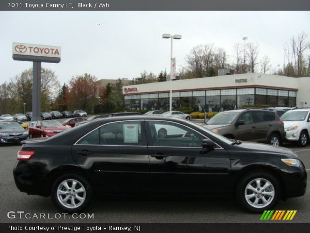 2011 Toyota Camry LE in Black