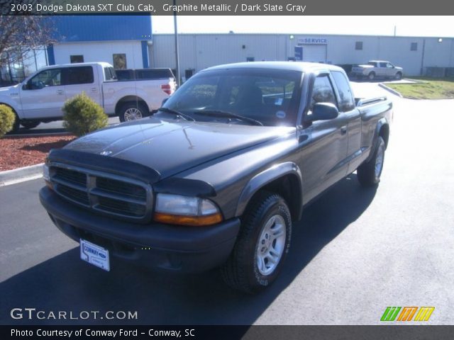2003 Dodge Dakota SXT Club Cab in Graphite Metallic