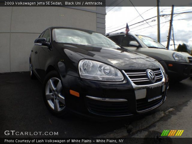 2009 Volkswagen Jetta SE Sedan in Black Uni
