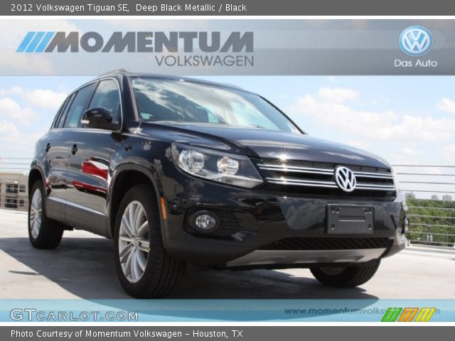 2012 Volkswagen Tiguan SE in Deep Black Metallic