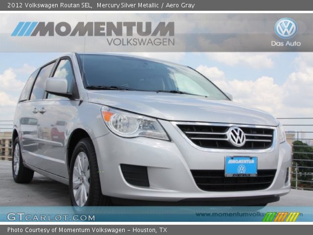 2012 Volkswagen Routan SEL in Mercury Silver Metallic