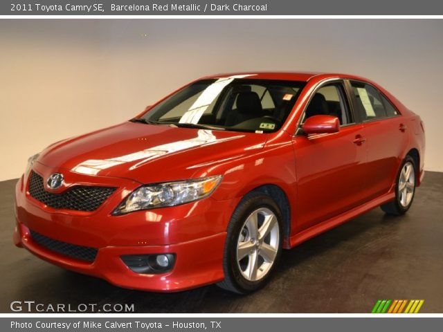 2011 Toyota Camry SE in Barcelona Red Metallic