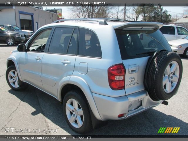 2005 Toyota RAV4 4WD in Titanium Metallic