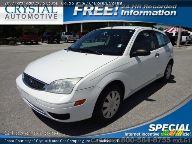 2007 Ford Focus ZX3 S Coupe in Cloud 9 White